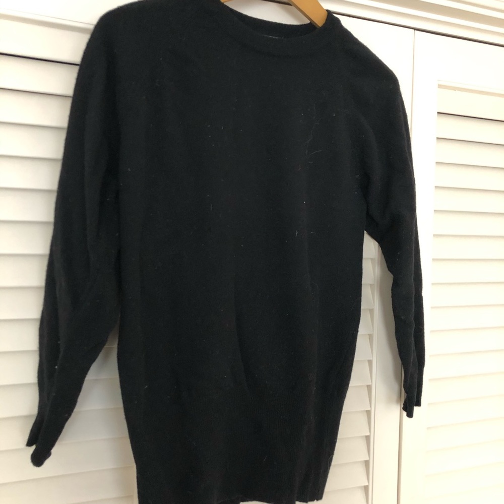 Sportswear - Wool black ladies sweater